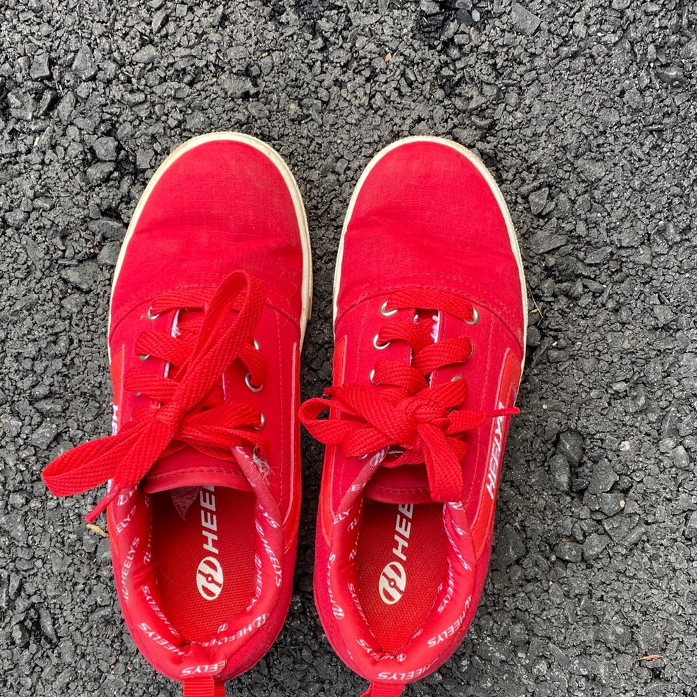 Heelys Bold Red Skate Sneakers
